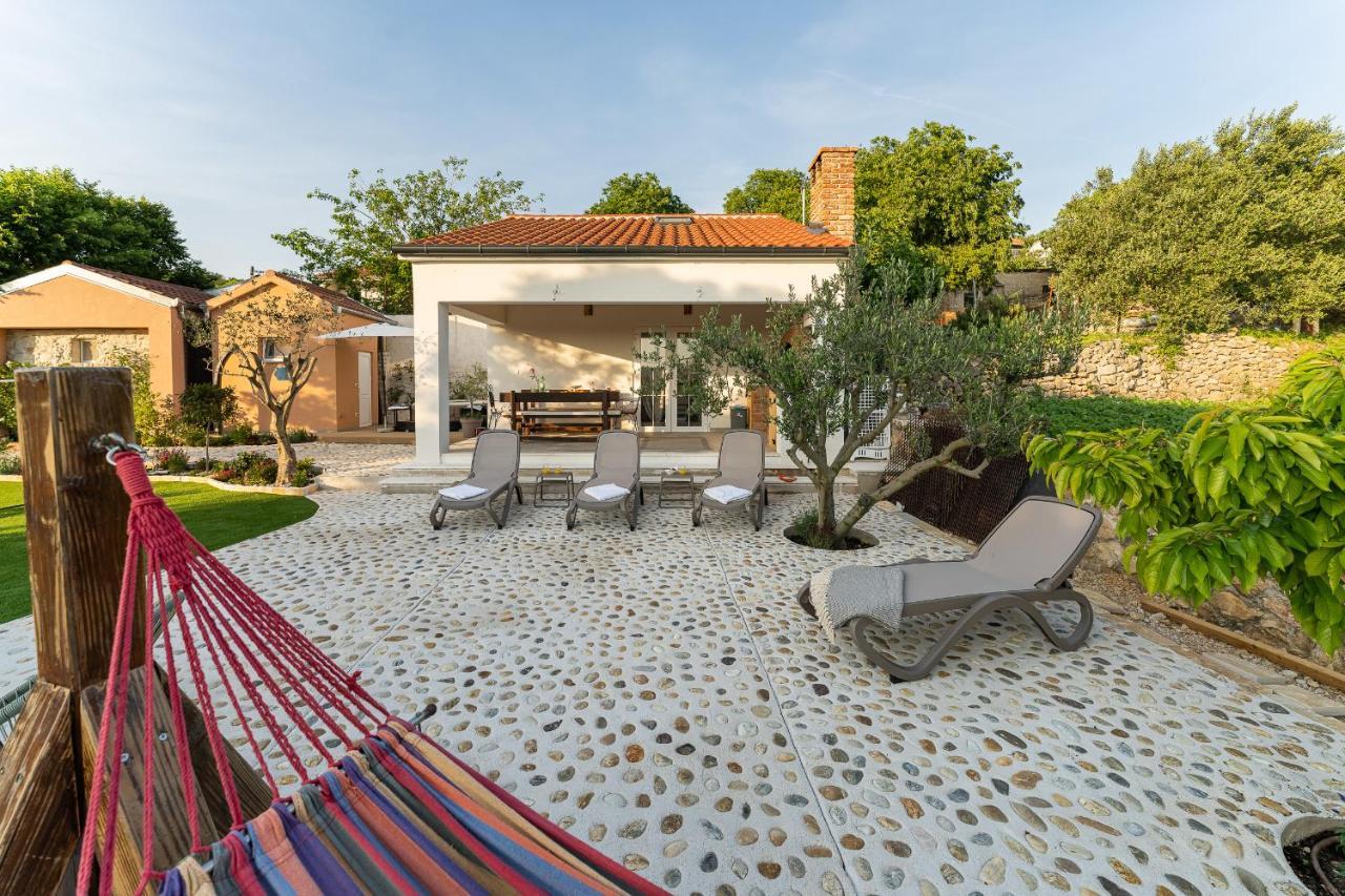 Holiday Home - Villa Thorak Anic Exterior photo