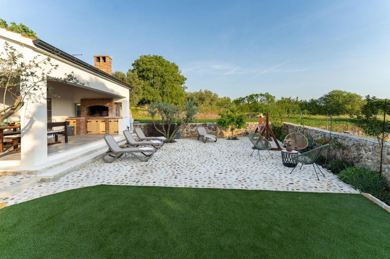 Holiday Home - Villa Thorak Anic Exterior photo